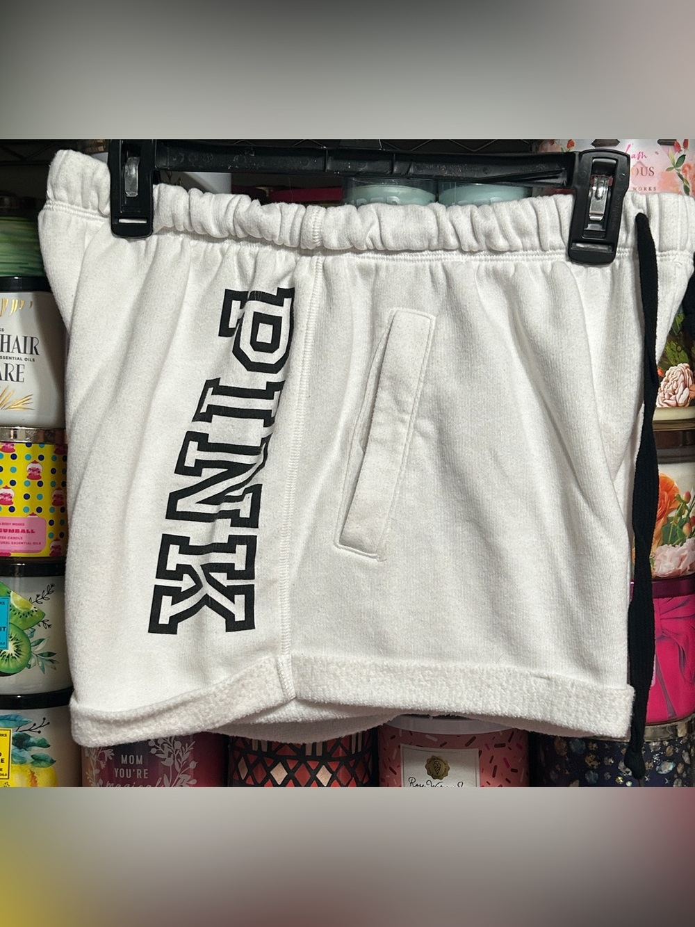 VS PINK LOGO SHORTS